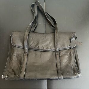 Genuine Leather tote bag in black with two straps and flap